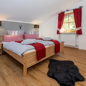 https://ferienwohnung-hirscheck.com-bavaria.com