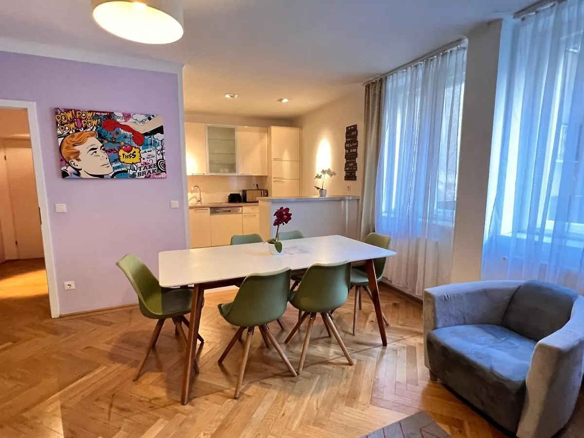 Exclusive Apartment Center Vienna